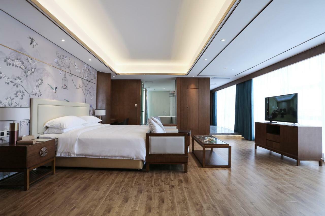 Venus Royal Hotel Foshan Kuiqi Road Metro Station Екстер'єр фото